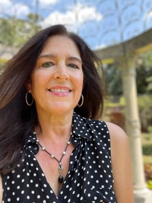 Cynthia Radford Headshot