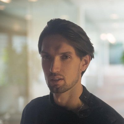 Jacob Roxon Headshot